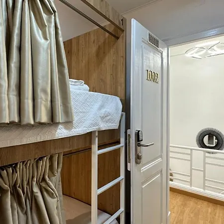 Hostel Da *