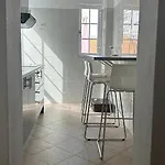 بيت شباب Da *