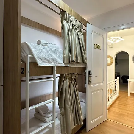 Da Hostel *
